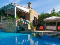 Maria Elena Villas 3*