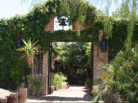 Hacienda del Desierto Bed & Breakfast