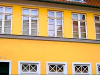 City Hotel Apartments 3*