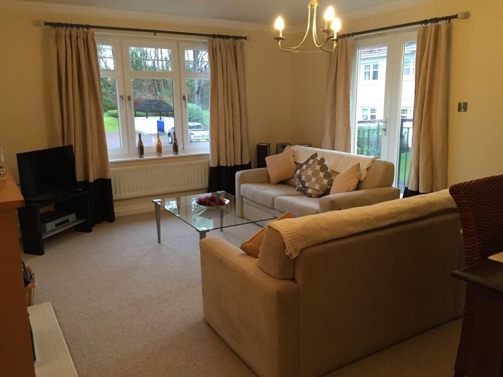 Turnberry Apartments 4*
