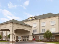 Days Inn Ottawa Airport 3*