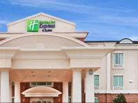 Holiday Inn Express Hotel & Suites Waxahachie 2*
