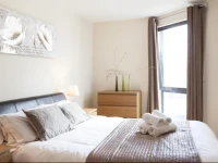Cheltenham Plaza Apartments 3*