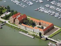 Hotel Oostereiland 2*