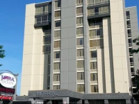 Imperial Hotel & Suites 3*