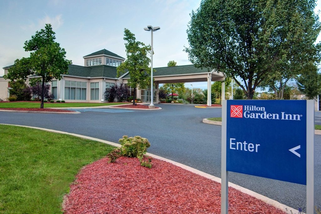 Hilton Garden Inn State College 3*