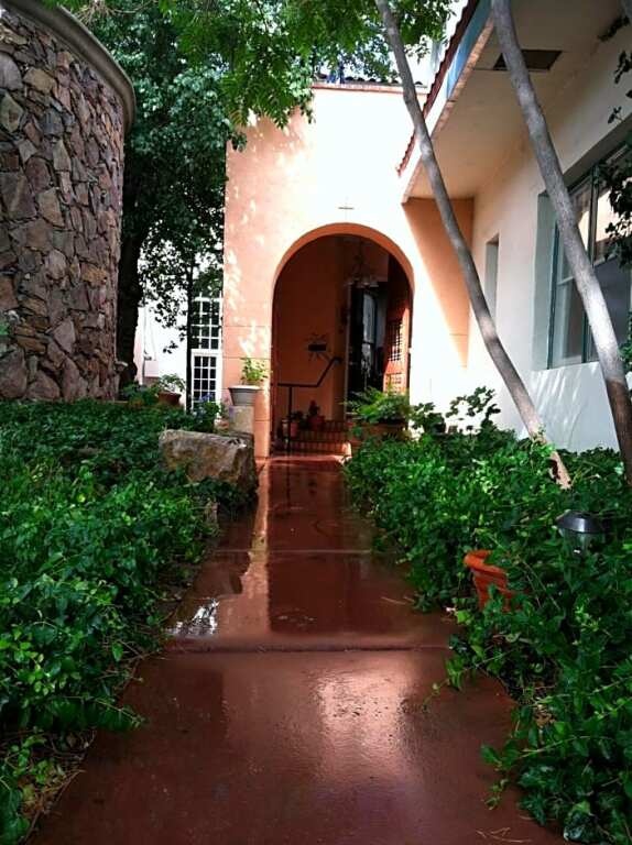 Lundeen Inn of the Arts 3*