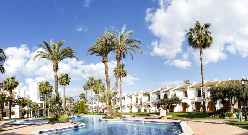 Apartamentos Aldeas de Taray Club 2*