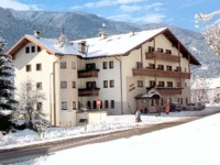 Villa Jolanda 3*