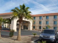 Comfort Inn & Suites El Centro 2*