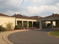 Courtyard Kansas City Airport 3*