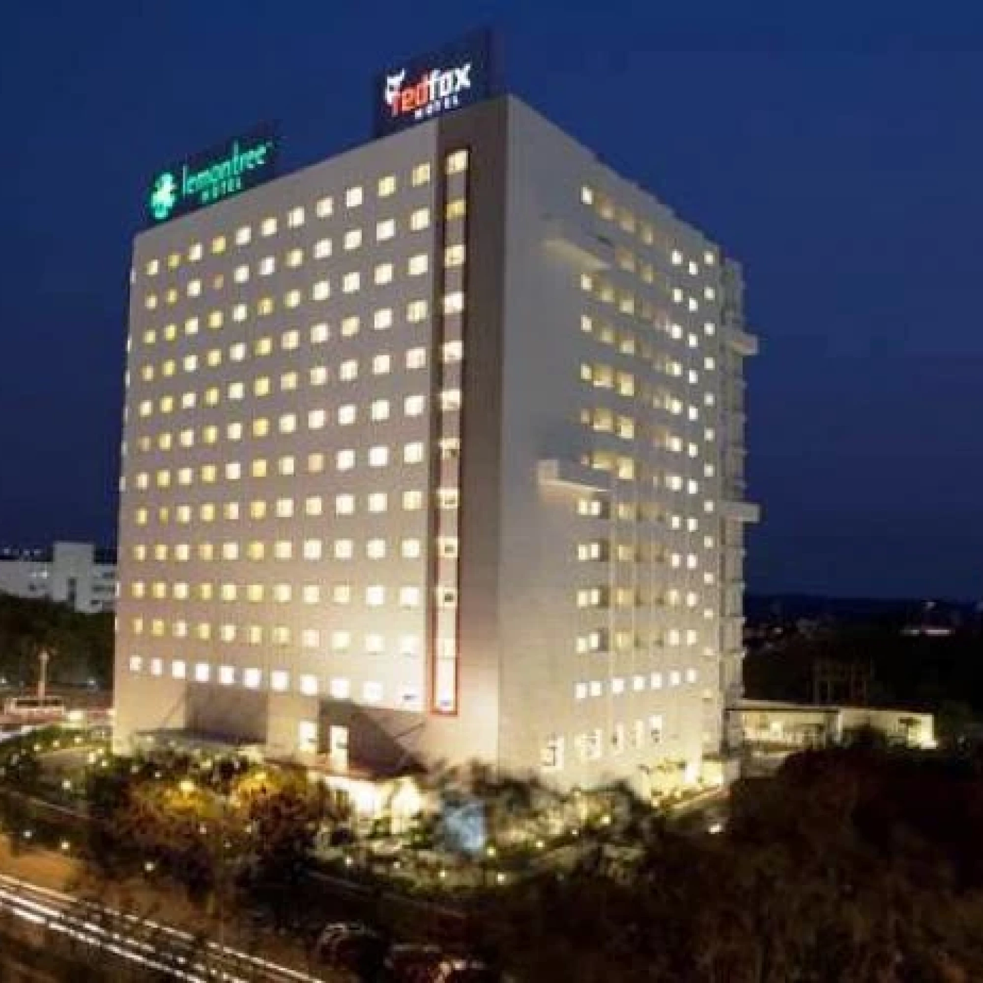 Red Fox Hotel Hyderabad 3*