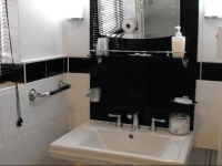 Highbury Guest House 4*