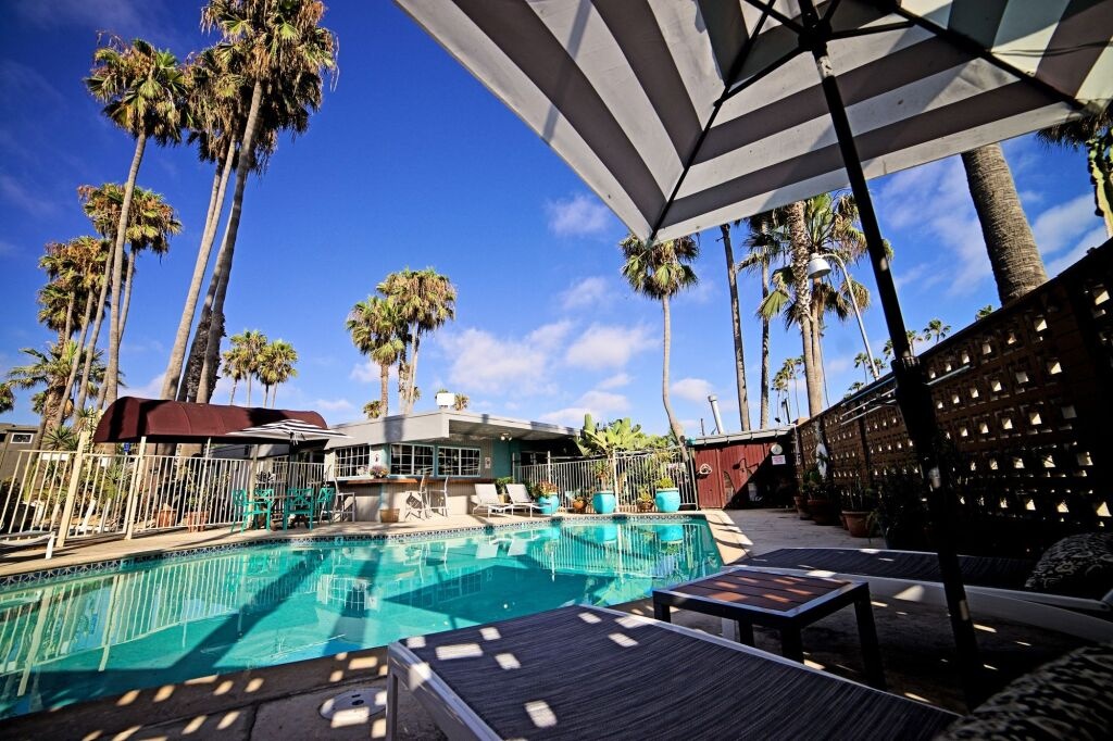 Ocean Villa Inn 3*
