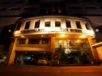 White Palace 2*