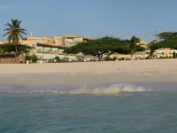 Oceania Deluxe Beachfront Resort 4*