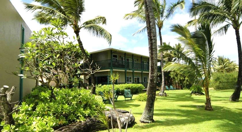 Coral Reef Hotel Kapaa