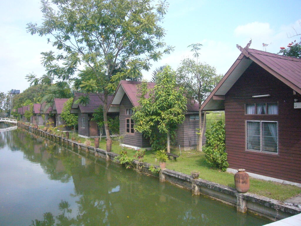 Mae Khum Villa 2*
