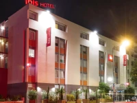 Ibis Lyon Gerland Rue Merieux 2*