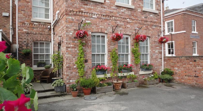 Ba Ba Guest House 4*