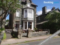 Clarence House 4*