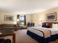 Days Inn Oglesby 3*