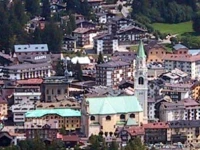 Cortina 4*