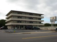 The Virginian Motel 2*