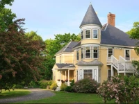 Hawthorn Inn 3*