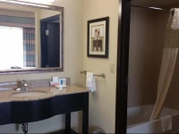Hampton Inn & Suites McAlester 2*