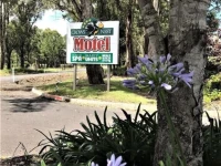 Crows Nest Motel 4*