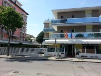 Hotel Laguna 2*