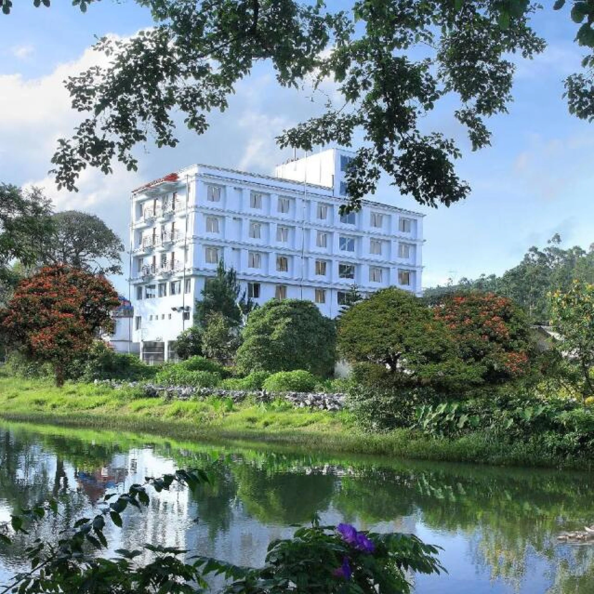 Grand Plaza Munnar 3*