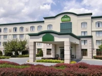Wingate by Wyndham Mechanicsburg 3*