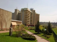 Karpaty Sanatorium Truskavets / Санаторій Карпати 