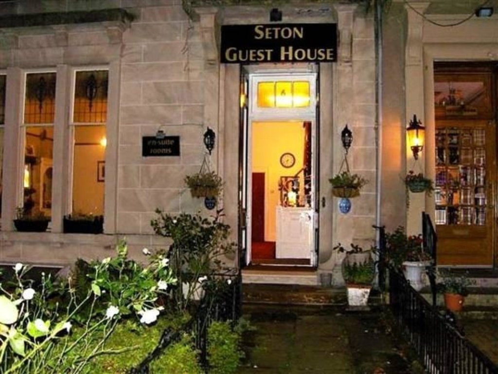 Seton Guest House 3*
