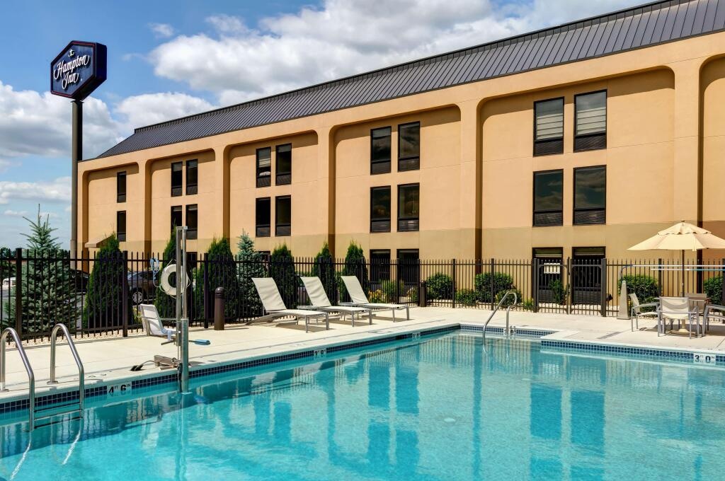 Hampton Inn Chambersburg 3*