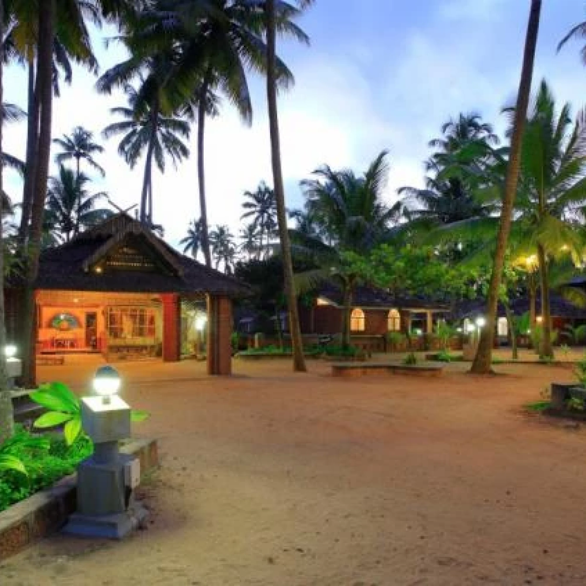 Cherai Beach Resort Kochi 3*