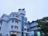 Issacs Residency 3*