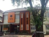 Tirta Mansion Premier 1*