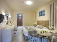 Aquamare Beach Hotel &amp; Spa 4*