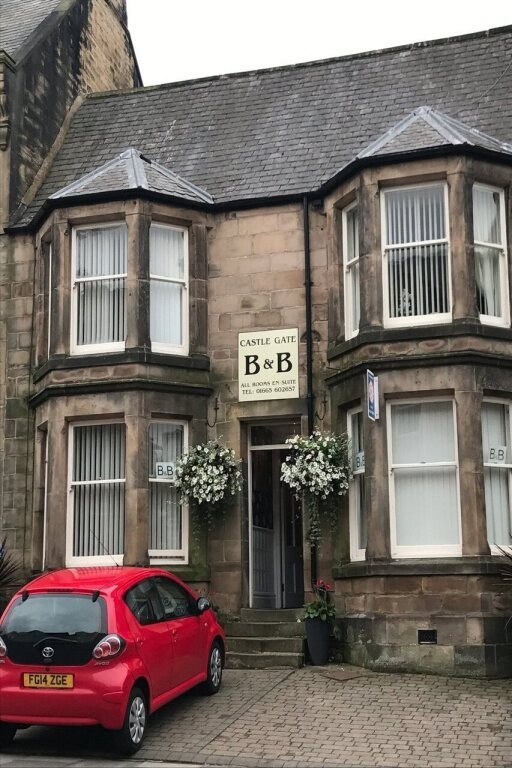 Castle Gate Guest House 3*