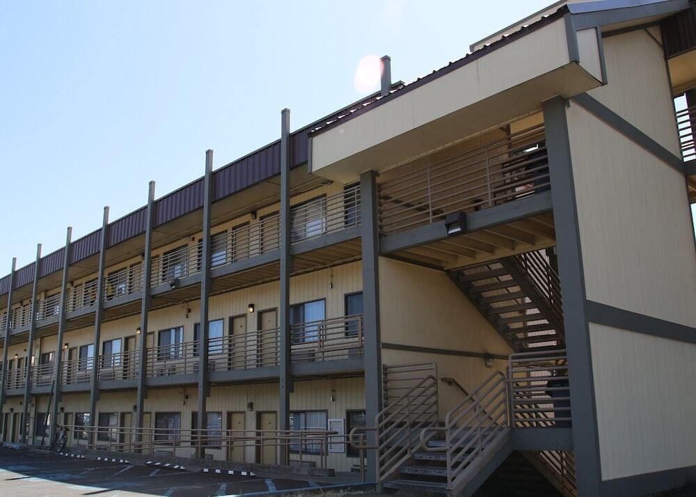 Idaho Inn 2*
