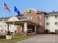 Holiday Inn Conference Center Marshfield 3*