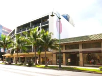 Polynesian Plaza Hotel 2*