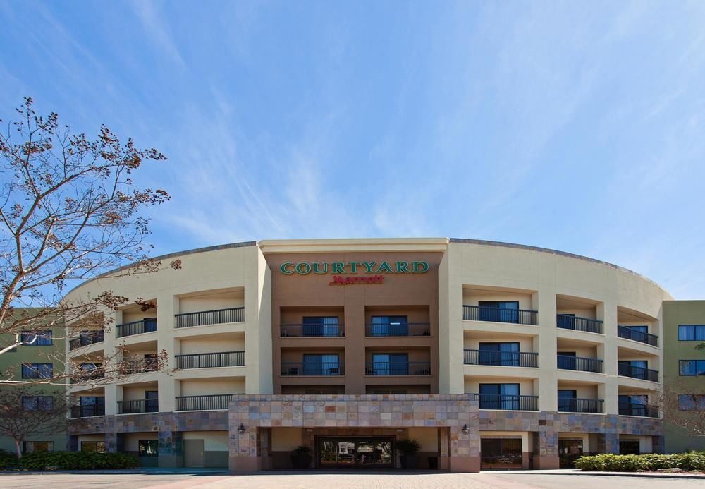 Courtyard San Diego Central 3*