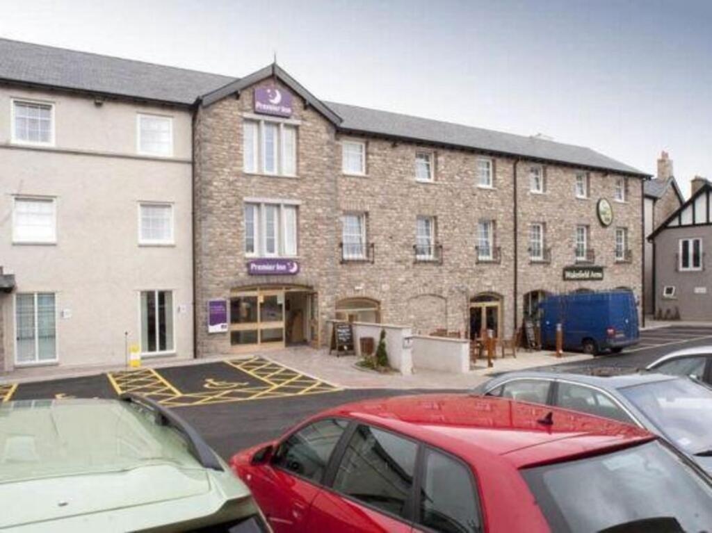 Premier Inn Kendal Central 3*