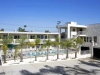 Motel 6 Newport Beach 2*