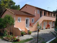 Mimosa Apartments 2*