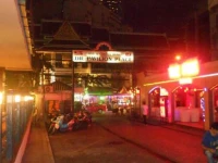 The Pavilion Place 3*